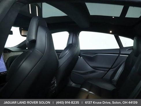 Used 2018 Tesla Model S AWD image 19