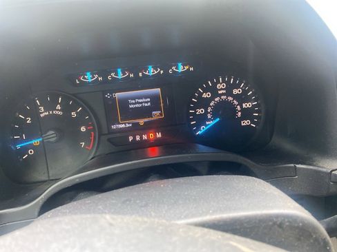 Certified 2018 Ford F150 XL w/ Equipment Group 101A Mid RWD image 19