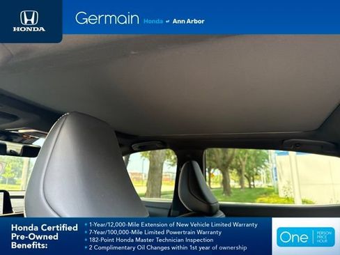 Used 2024 Toyota Crown Platinum AWD/4WD image 15
