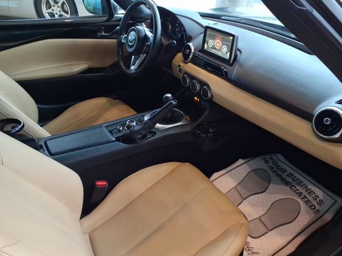 Used 2016 MAZDA MX-5 Miata Grand Touring image 7