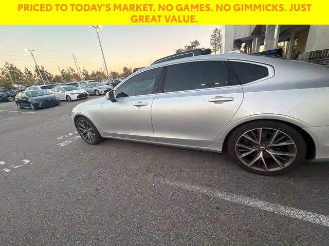 Used 2018 Volvo S90 T5 Momentum w/ Convenience Package AWD/4WD image 13