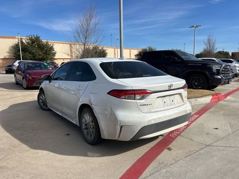 Used 2020 Toyota Corolla LE image 5