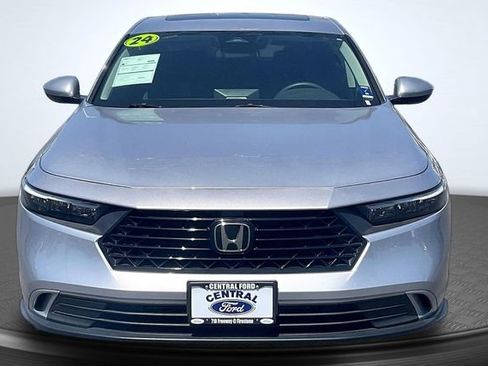 Used 2024 Honda Accord EX image 3