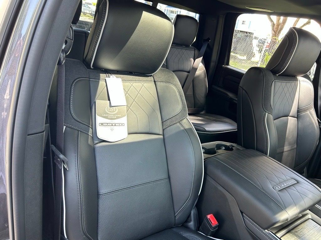 New 2026 RAM 3500 Limited AWD/4WD image 44