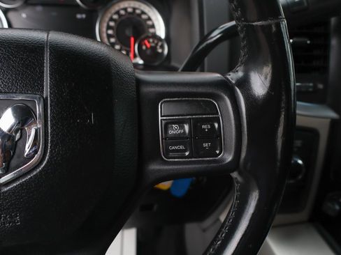 Used 2018 RAM 3500 Big Horn image 22