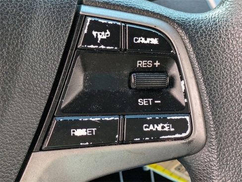 Used 2018 Hyundai Accent SE image 23