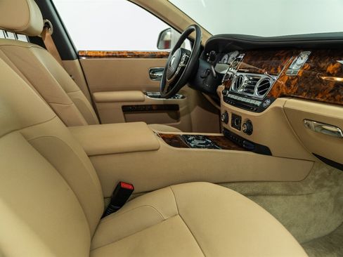 Used 2013 Rolls-Royce Ghost image 63