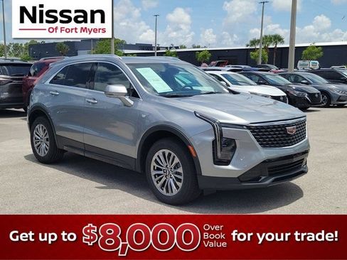Used 2025 Cadillac XT4 Premium Luxury FWD image 1