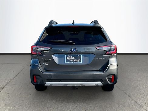 Used 2020 Subaru Outback Limited image 6