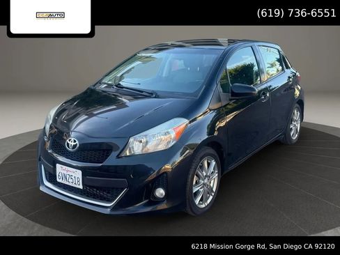Used 2012 Toyota Yaris SE image 1