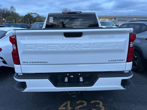 Used 2022 Chevrolet Silverado 1500 Custom image 5