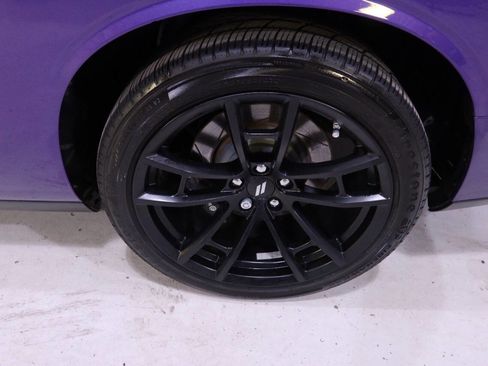 Used 2019 Dodge Challenger R/T Scat Pack w/ Shaker Package image 31