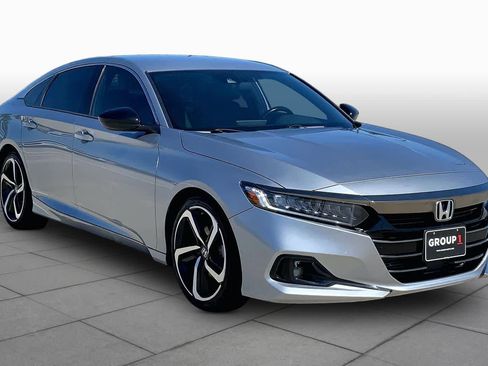 Used 2021 Honda Accord Sport image 3