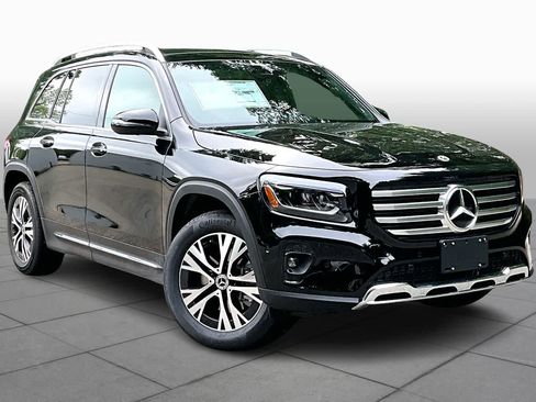 New 2026 Mercedes-Benz GLB 250 4MATIC image 2