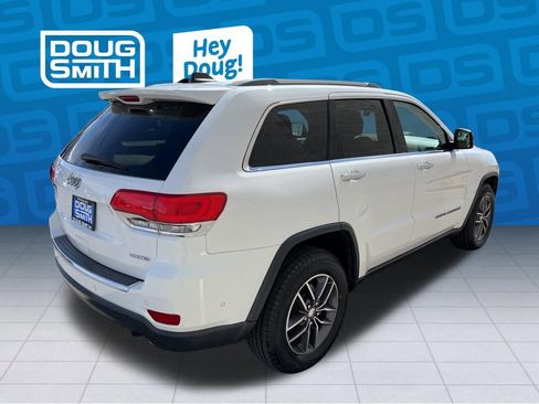 Certified 2018 Jeep Grand Cherokee Limited image 6