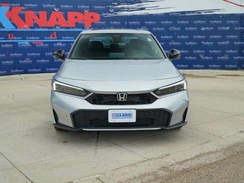 Used 2025 Honda Civic Sport Touring image 2