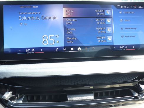 New 2026 BMW 330i Sedan w/ Premium Package RWD image 34