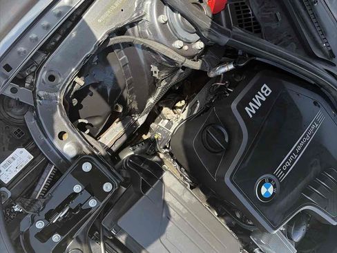 Used 2018 BMW 320i Sedan RWD image 35