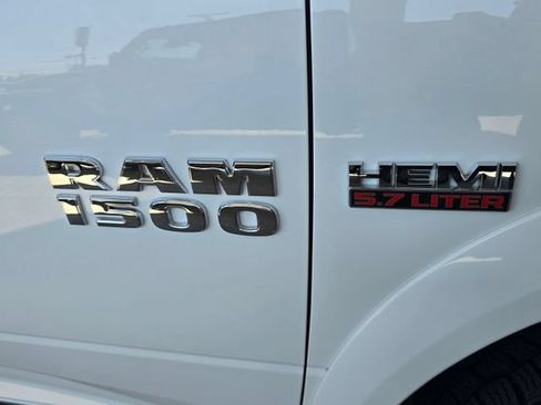 Used 2015 RAM 1500 Laramie w/ Convenience Group AWD/4WD image 24