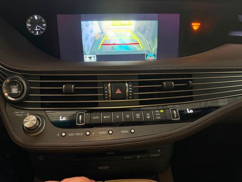 Used 2020 Lexus LS 500 AWD w/ Interior Upgrade Package image 39