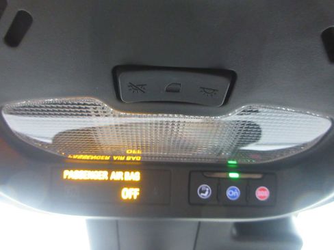 Certified 2024 Buick Envista Sport Touring w/ Convenience I Package image 34