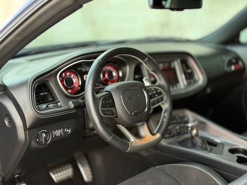 Used 2023 Dodge Challenger SRT Hellcat w/ Harmon/Kardon Sound Group image 20