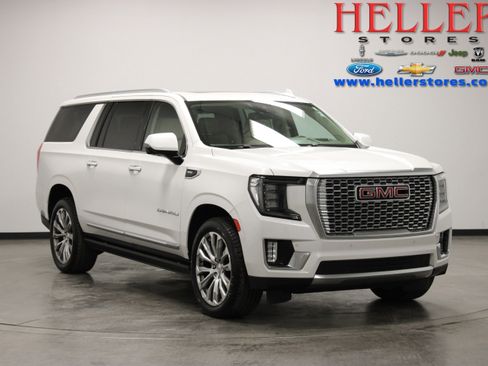 Used 2023 GMC Yukon XL Denali AWD/4WD image 1