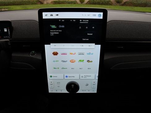 Used 2021 Ford Mustang Mach-E Premium image 13