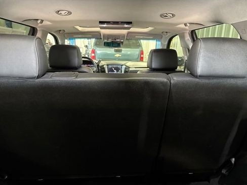 Used 2020 GMC Yukon SLT w/ Premium Edition AWD/4WD image 13