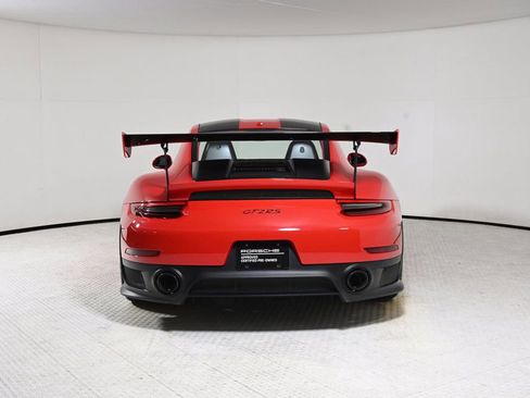 Certified 2018 Porsche 911 GT2 RS image 6