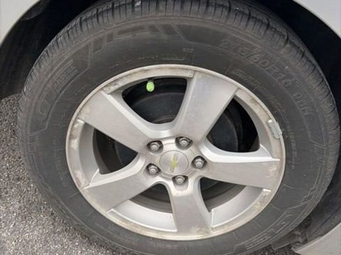 Used 2014 Chevrolet Cruze LT image 11