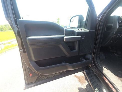 Used 2020 Ford F150 XLT w/ Equipment Group 302A Luxury AWD/4WD image 19