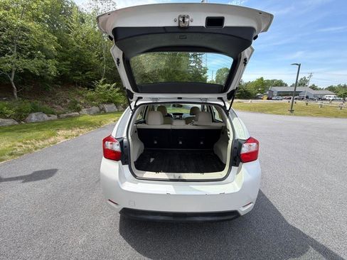 Used 2013 Subaru Impreza 2.0i w/ Popular Pkg 1 AWD/4WD image 9