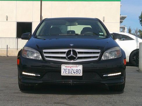 Used 2011 Mercedes-Benz C 300 Sedan image 9