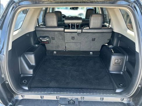 Used 2022 Toyota 4Runner TRD Off-Road Premium w/ Moonroof Package image 26