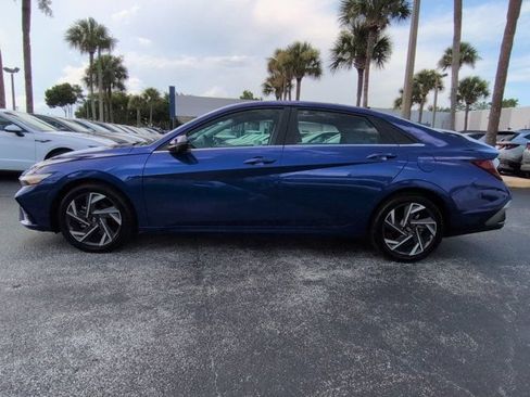 Certified 2024 Hyundai Elantra Limited FWD image 7