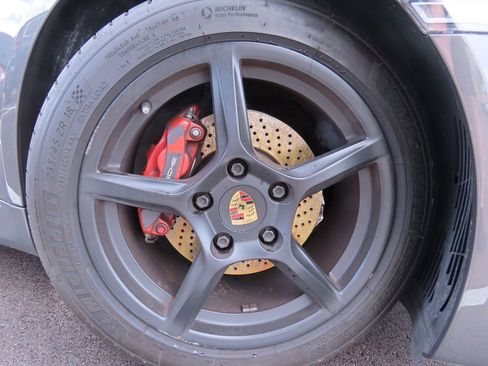 Used 2015 Porsche Boxster image 17