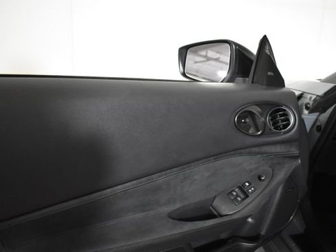 Used 2024 Nissan Z Performance w/ Floor Mat Package RWD image 7