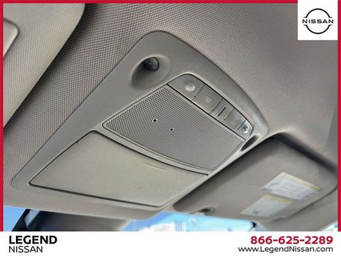 Used 2020 Nissan Rogue SV image 25