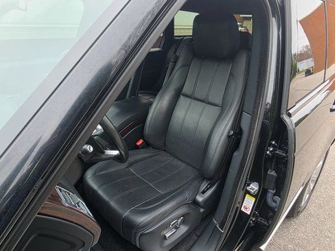 Used 2015 Land Rover Range Rover HSE image 15