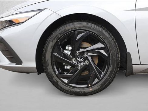 Certified 2026 Hyundai Elantra Sport FWD image 9