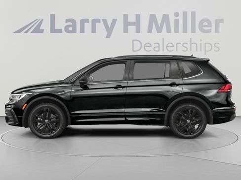 Used 2022 Volkswagen Tiguan SE R-Line FWD image 3