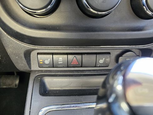 Used 2011 Jeep Compass Sport image 17