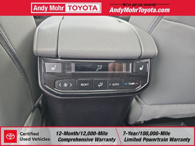 Certified 2026 Toyota Highlander Platinum AWD/4WD image 32