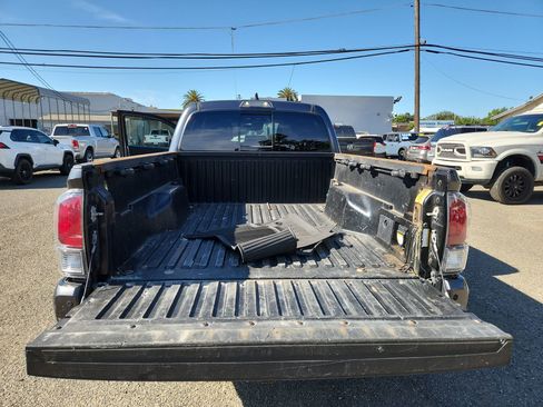 Used 2023 Toyota Tacoma TRD Sport w/ Advanced Technology Package AWD/4WD image 20