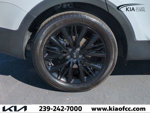 Certified 2021 Kia Telluride SX image 11