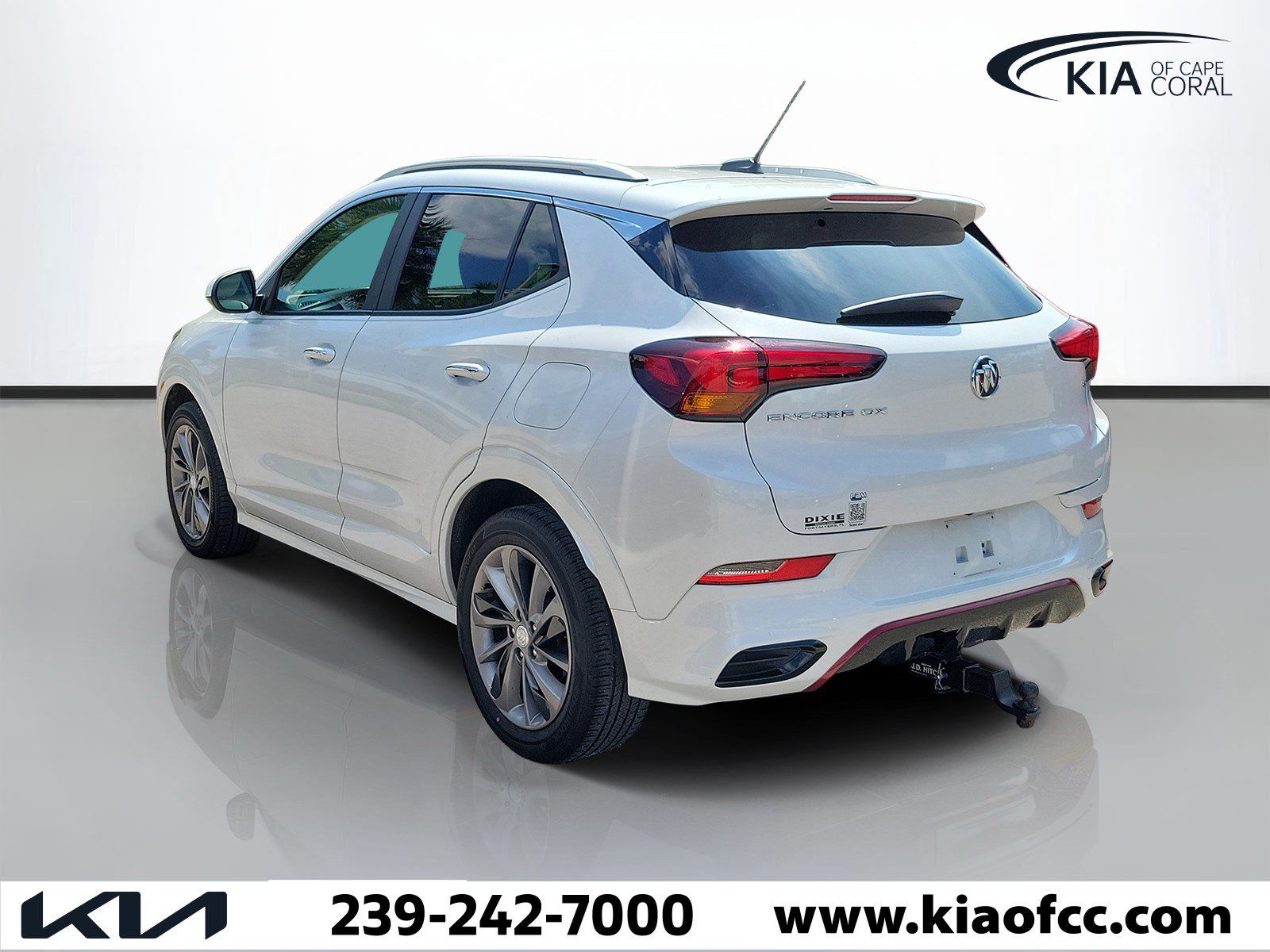 Used 2021 Buick Encore GX Preferred w/ Sport Touring Package FWD image 4