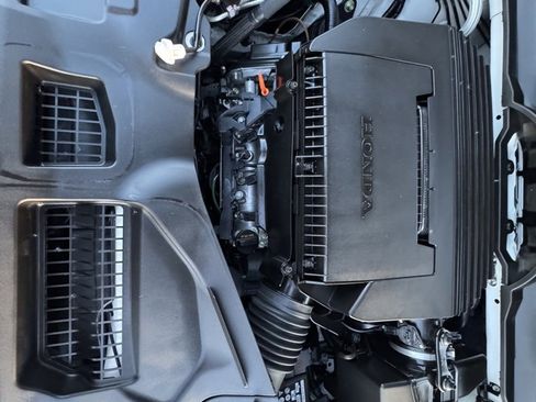 Used 2023 Honda Pilot Elite image 33