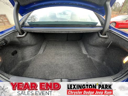 Used 2019 Dodge Charger SXT image 9