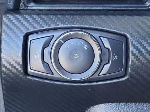 Used 2022 Ford Mustang Coupe RWD image 16